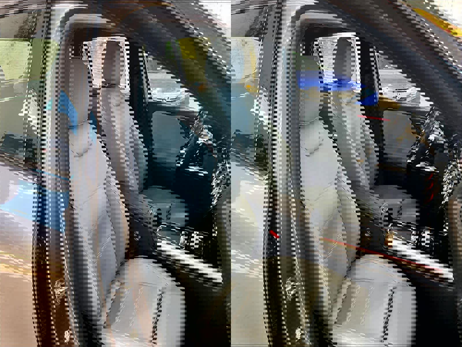 Used 2025 Mercedes-Benz GLA 35 AMG 4MATIC image 11