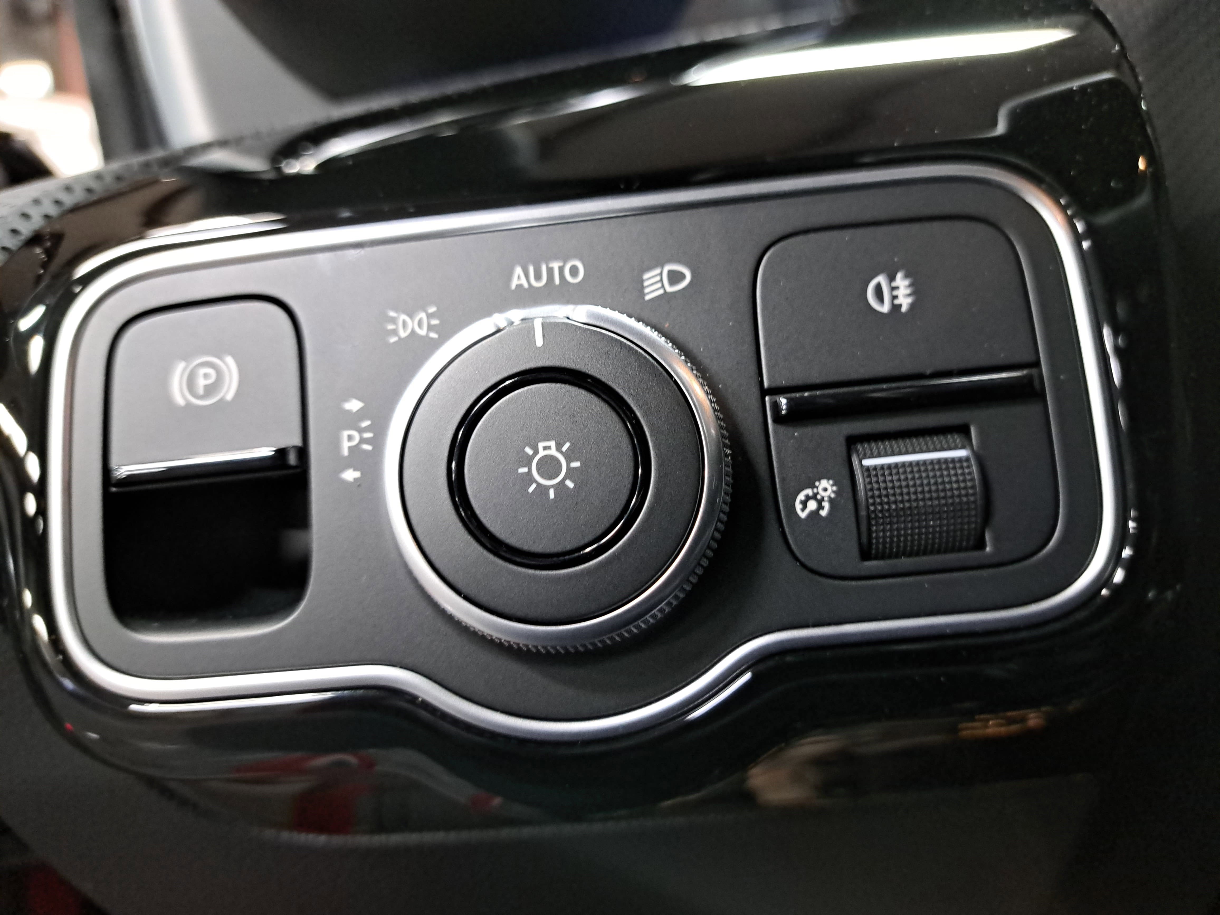 New 2026 Mercedes-Benz CLA 250 4MATIC image 26