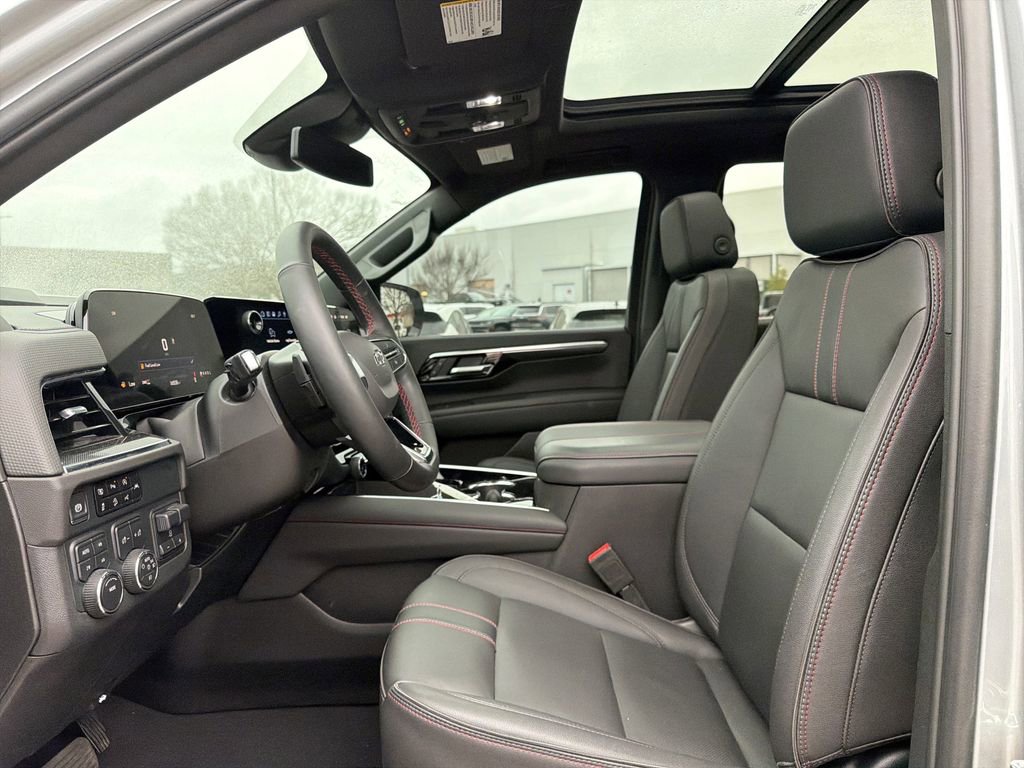 Used 2025 Chevrolet Tahoe RST w/ Comfort Package image 8