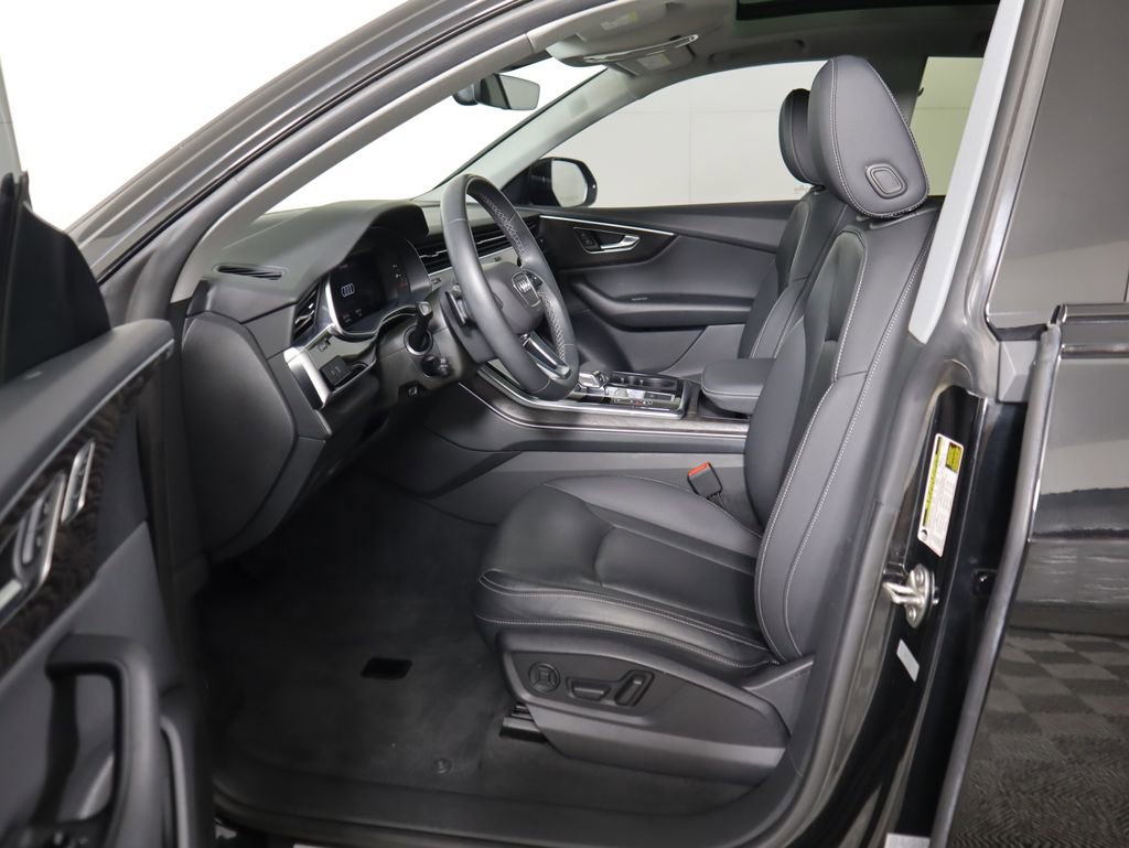 Certified 2022 Audi Q8 Premium Plus w/ Premium Plus Package image 20