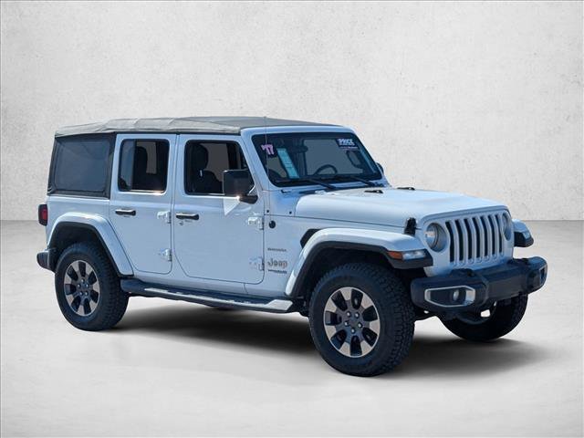 Used 2018 Jeep Wrangler Unlimited Sahara AWD/4WD image 3