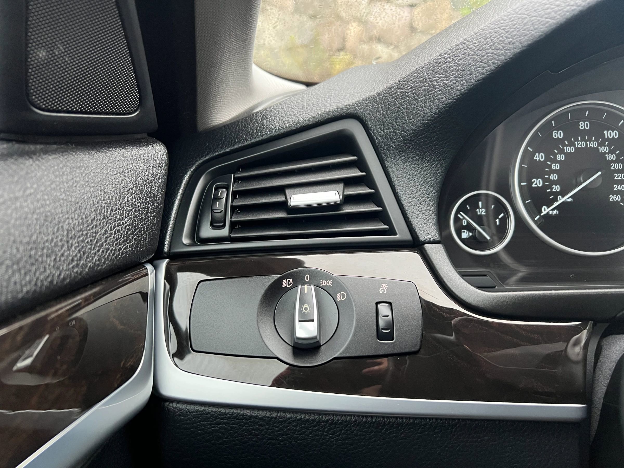 Used 2014 BMW 535i xDrive Sedan image 17