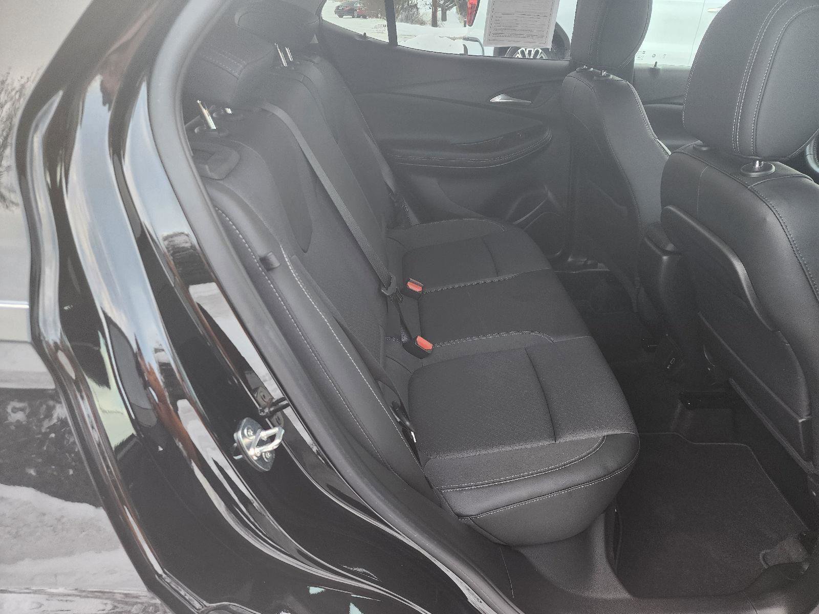 Used 2023 Buick Encore GX Preferred w/ Cold Weather Comfort Package image 10