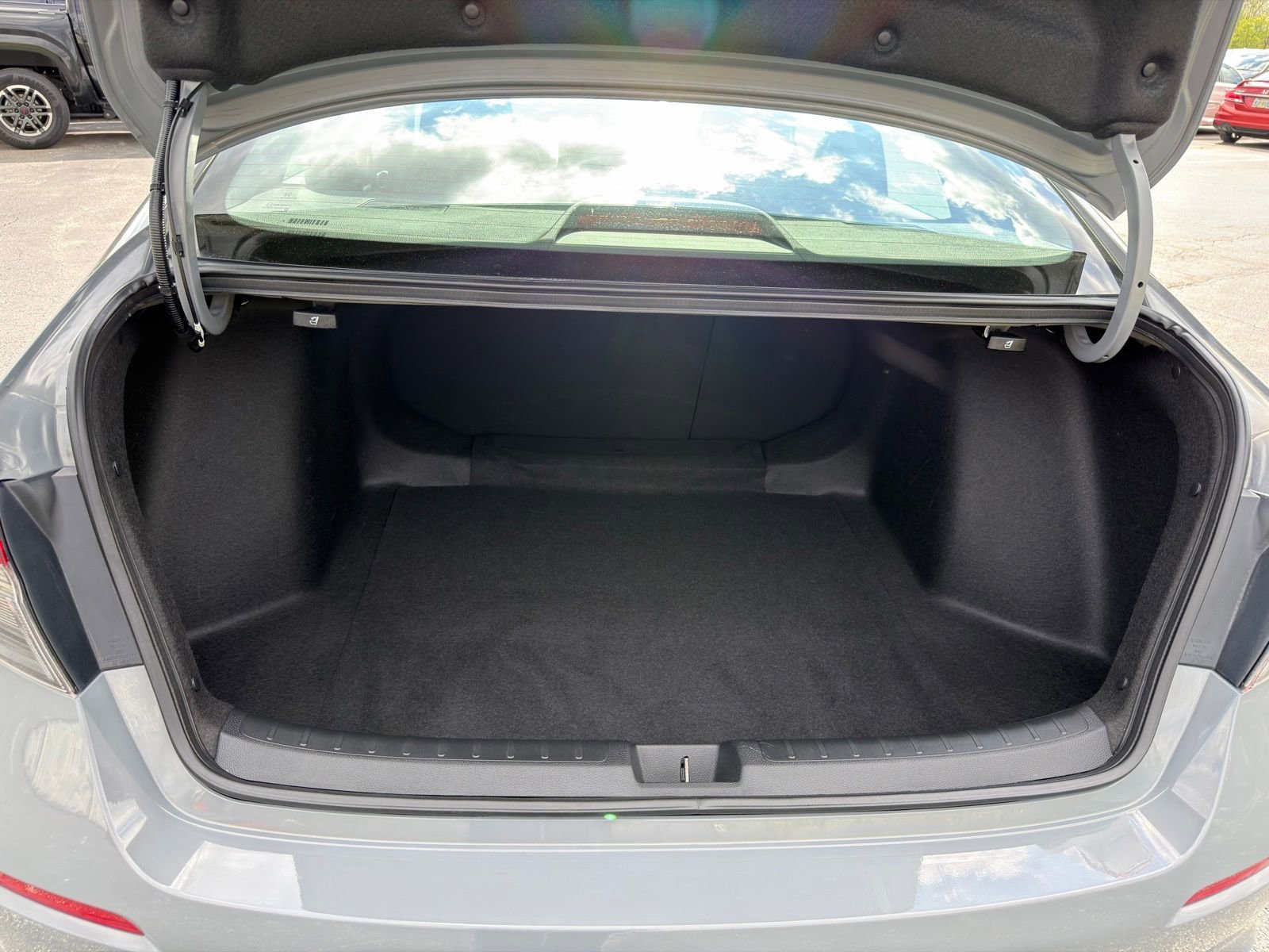 Used 2025 Honda Civic Sport image 29