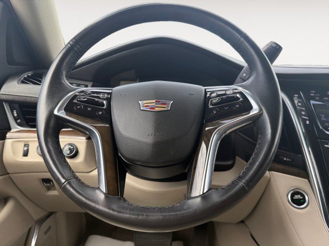 Used 2020 Cadillac Escalade ESV Premium Luxury AWD/4WD image 10