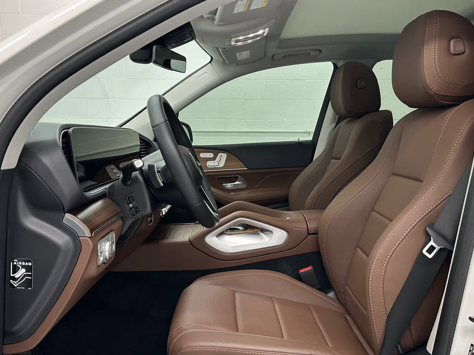 Used 2025 Mercedes-Benz GLE 350 4MATIC image 11