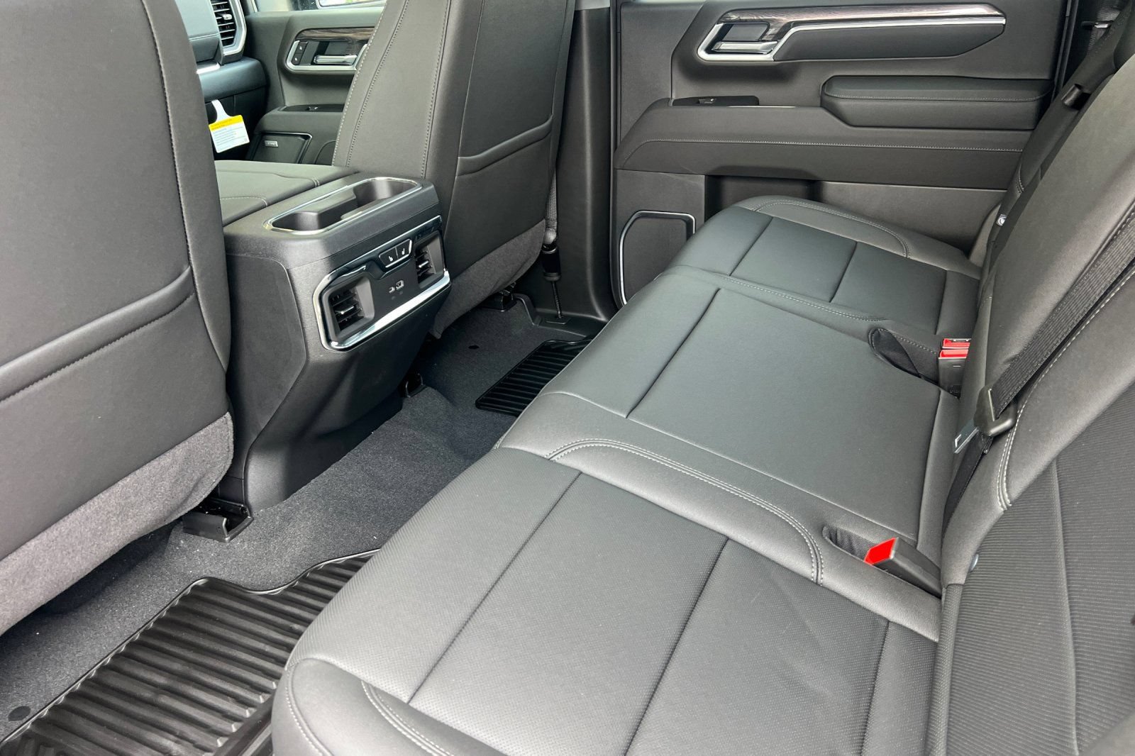 New 2026 Chevrolet Silverado 2500 LTZ w/ Trail Boss Package AWD/4WD image 9