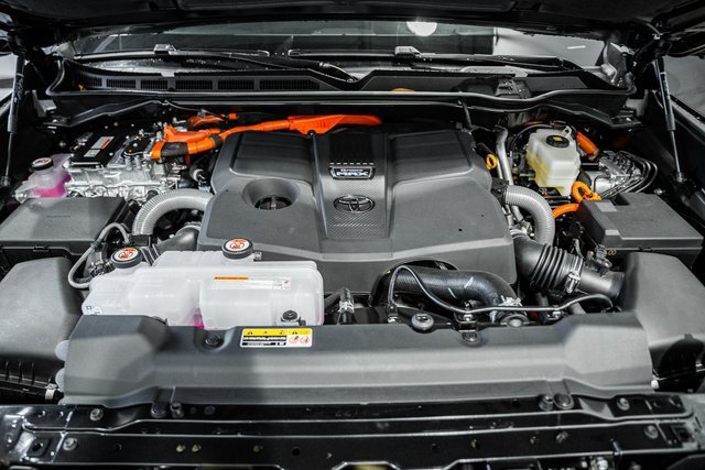 New 2026 Toyota Sequoia Platinum AWD/4WD image 20