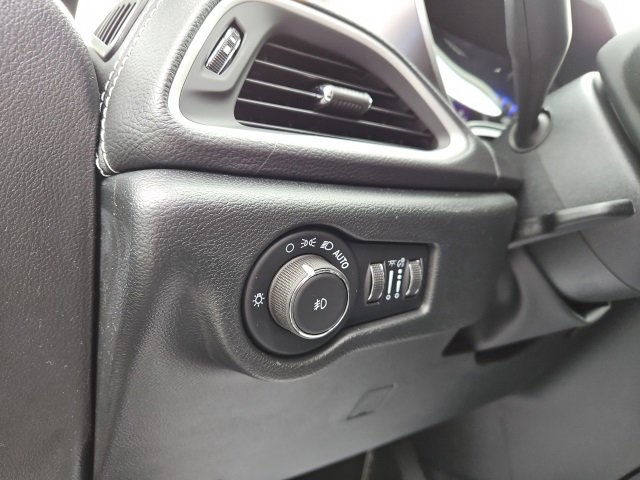 New 2026 Chrysler Pacifica Select image 37