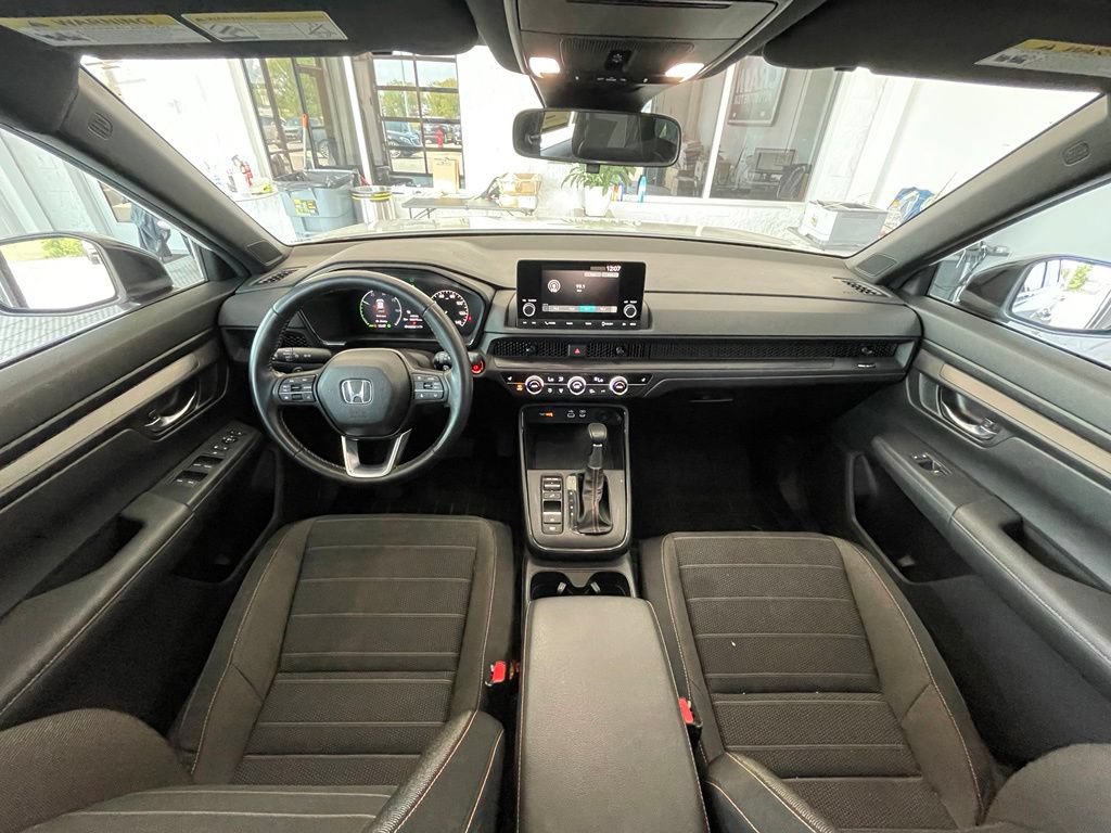 Used 2025 Honda CR-V Sport image 20