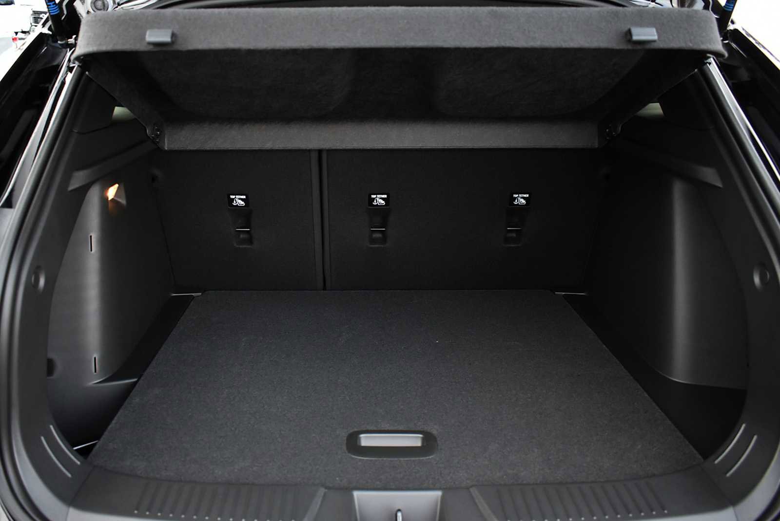 New 2026 Chevrolet Trax RS w/ Driver Confidence Package image 8