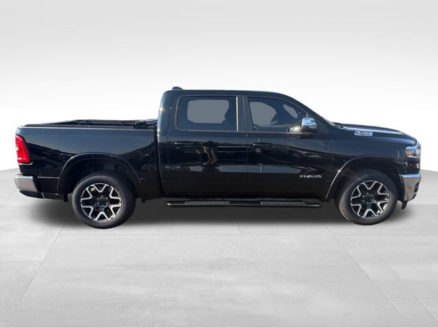 Used 2025 RAM 1500 Laramie AWD/4WD image 7
