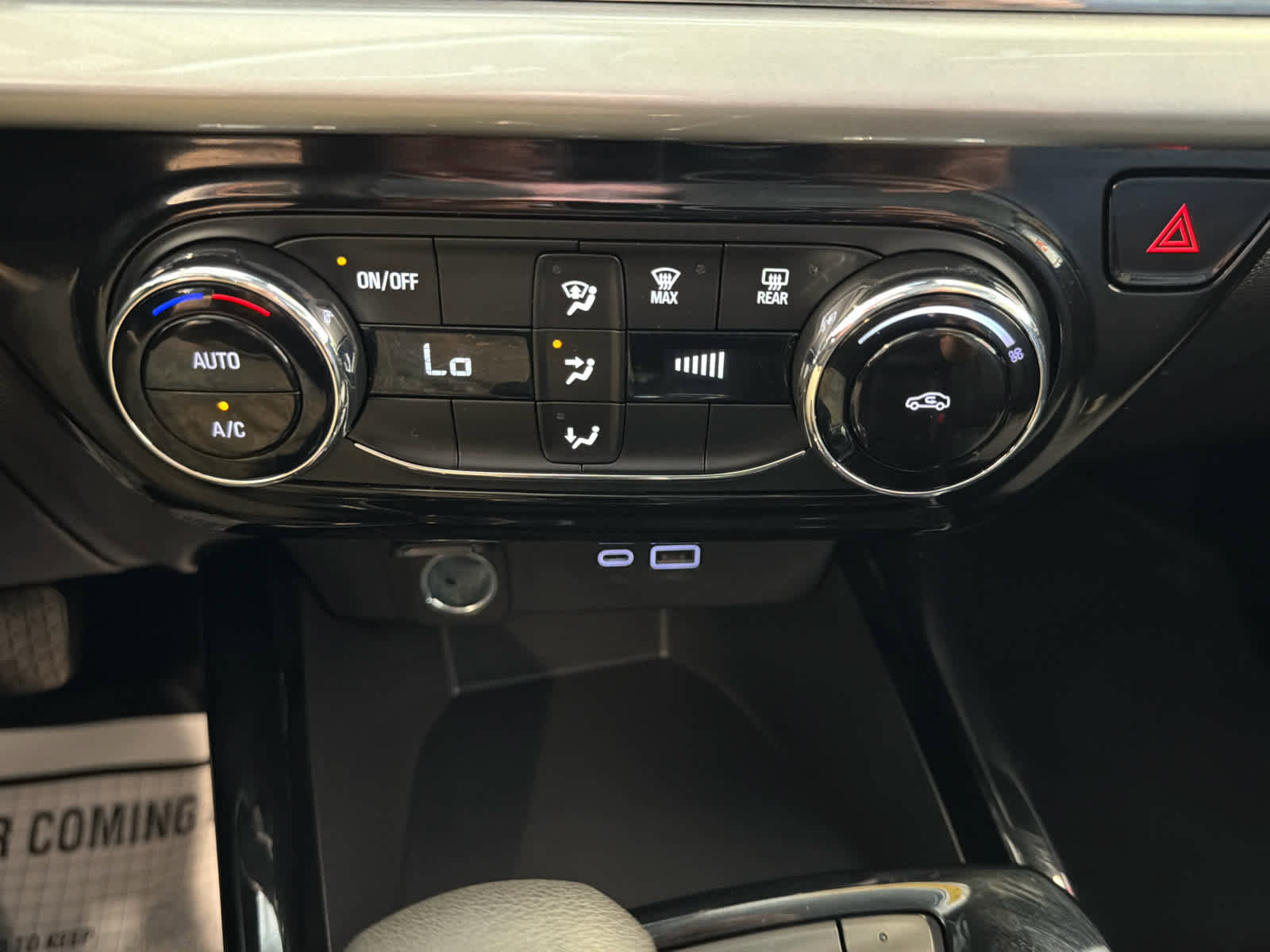 Used 2024 Chevrolet Trax LT image 46