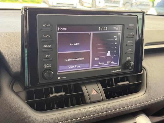 Used 2022 Toyota RAV4 XLE w/ Convenience Package FWD image 17