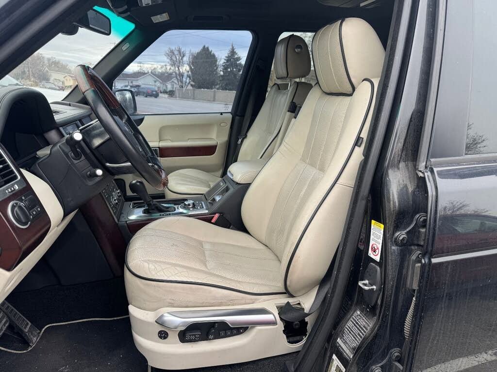 Used 2011 Land Rover Range Rover Supercharged AWD/4WD image 5