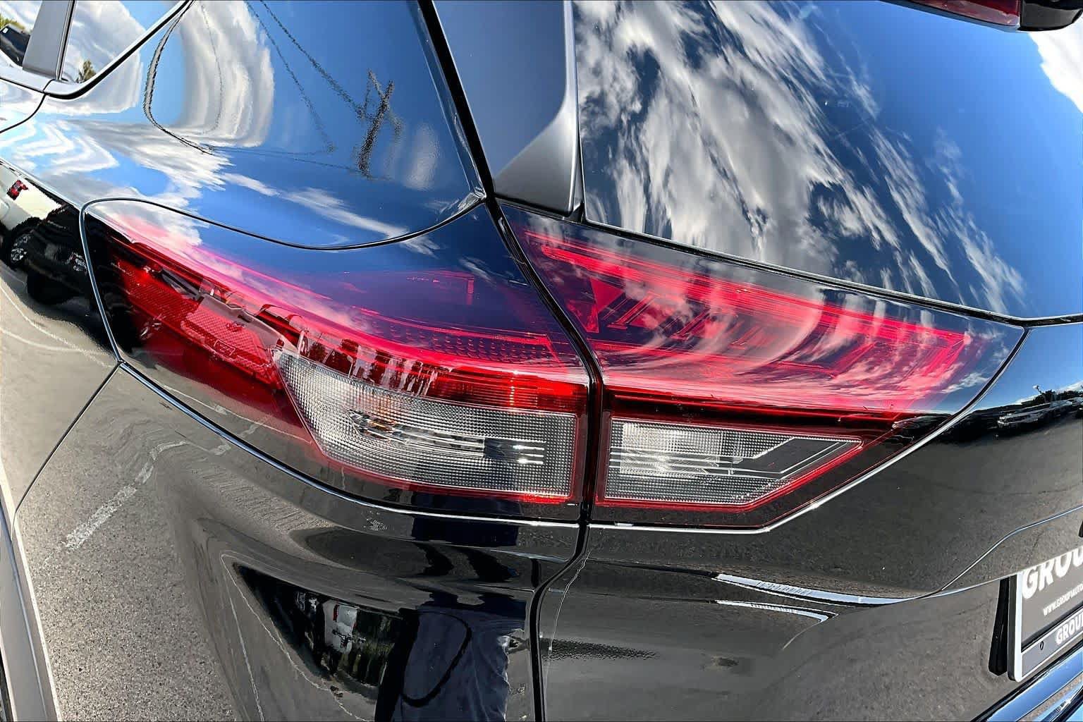 New 2027 Nissan Rogue SV FWD image 14