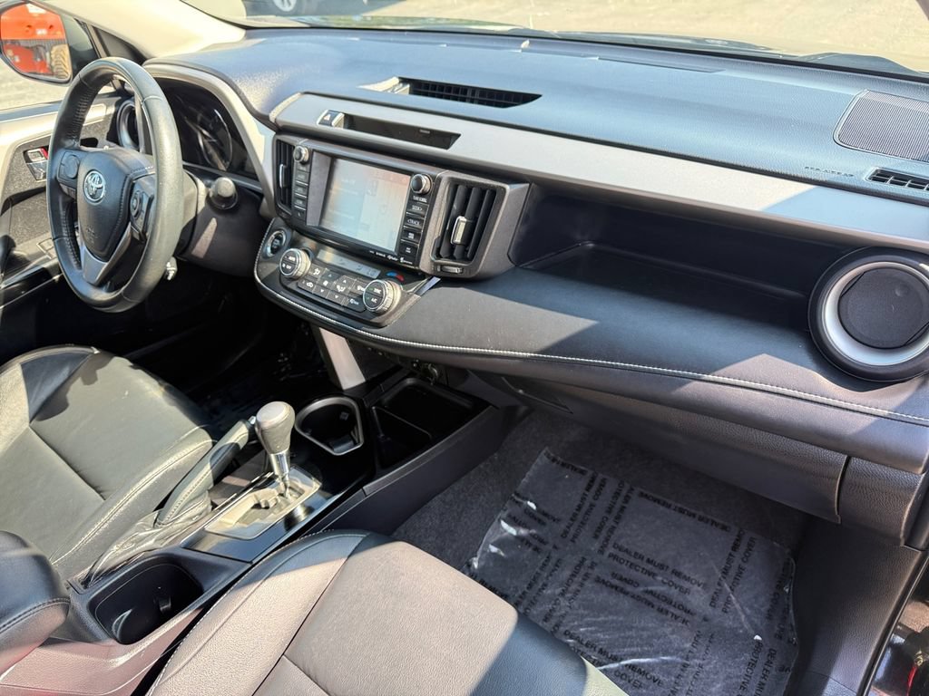 Certified 2016 Toyota RAV4 Limited AWD/4WD image 17