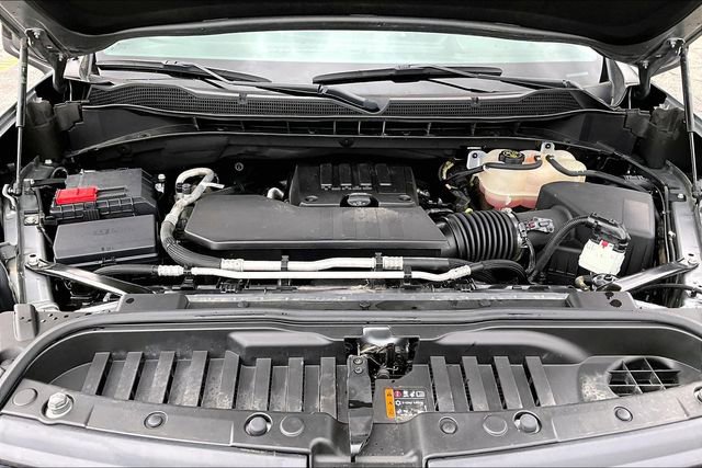 Used 2023 Chevrolet Silverado 1500 LT Trail Boss image 4