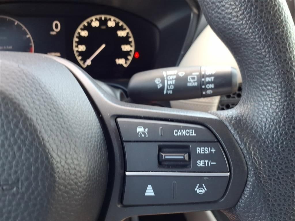 Used 2023 Honda HR-V LX image 16