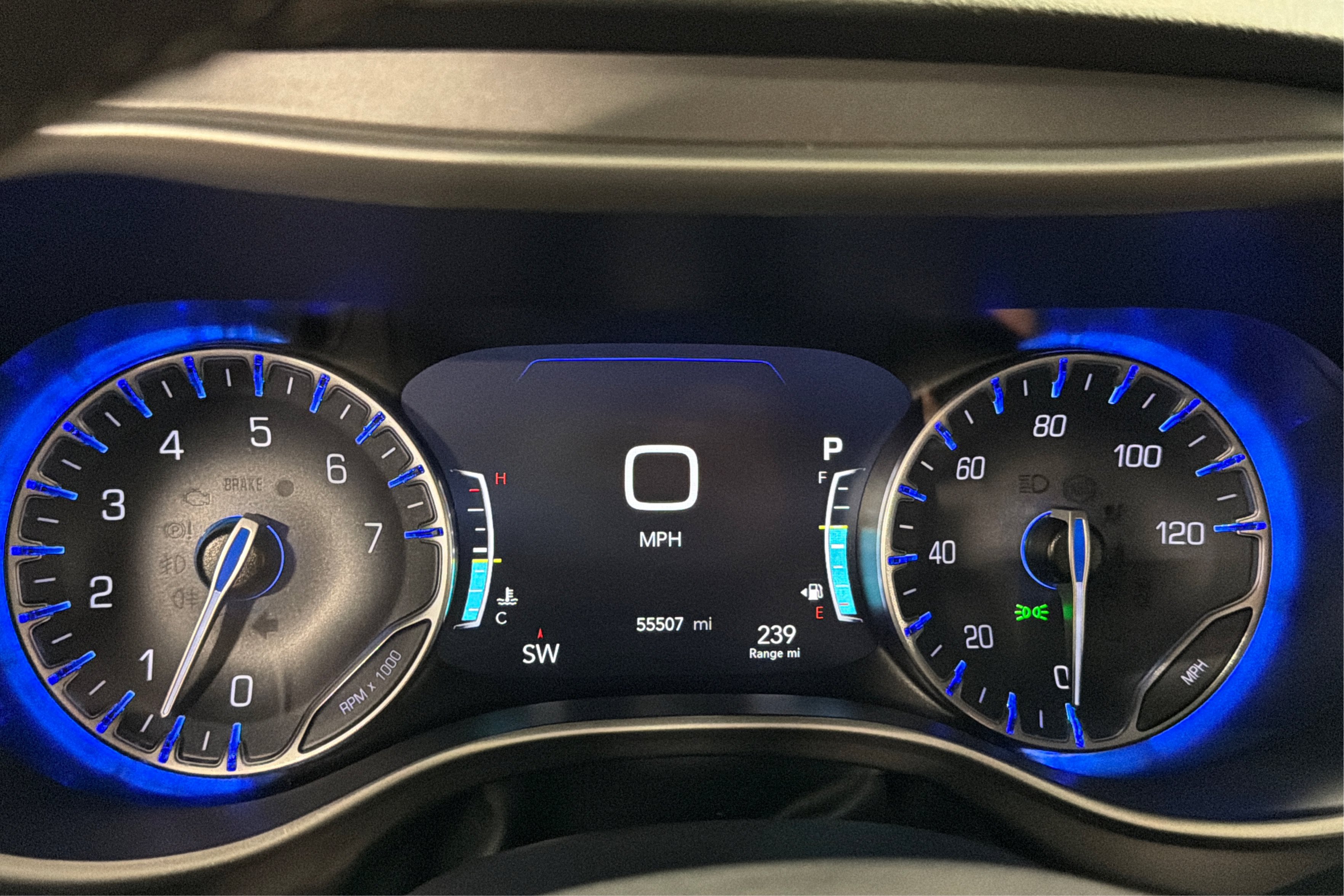 Used 2023 Chrysler Pacifica Touring-L FWD image 26