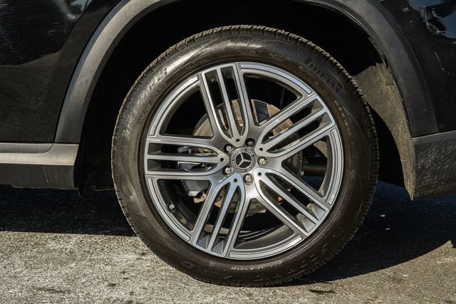 Certified 2025 Mercedes-Benz GLS 450 4MATIC image 19
