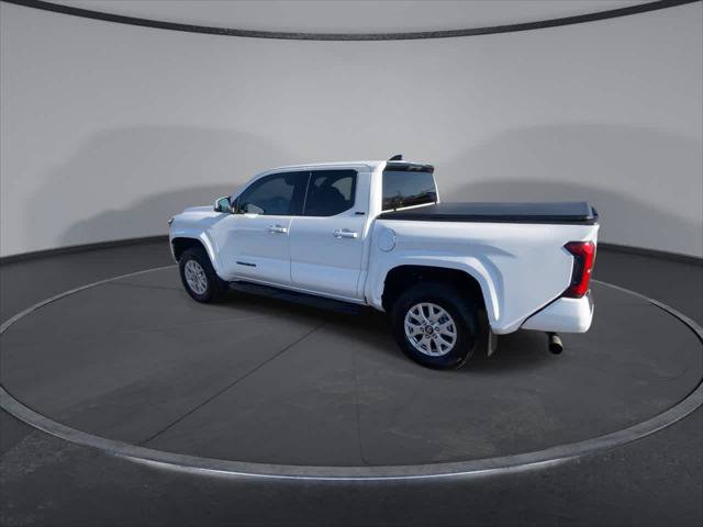 Certified 2025 Toyota Tacoma SR5 AWD/4WD image 7