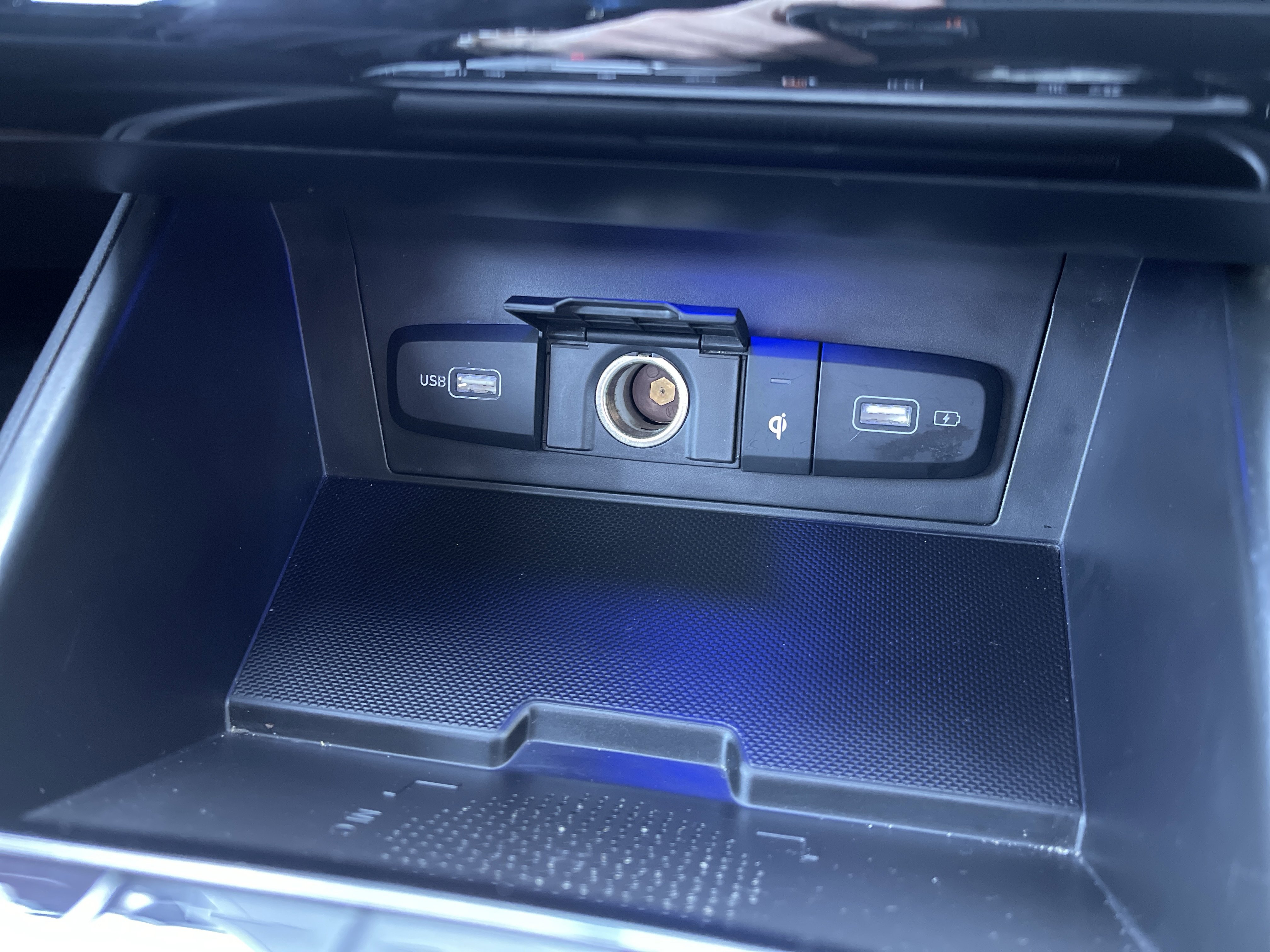 Used 2024 Hyundai Tucson Limited image 32