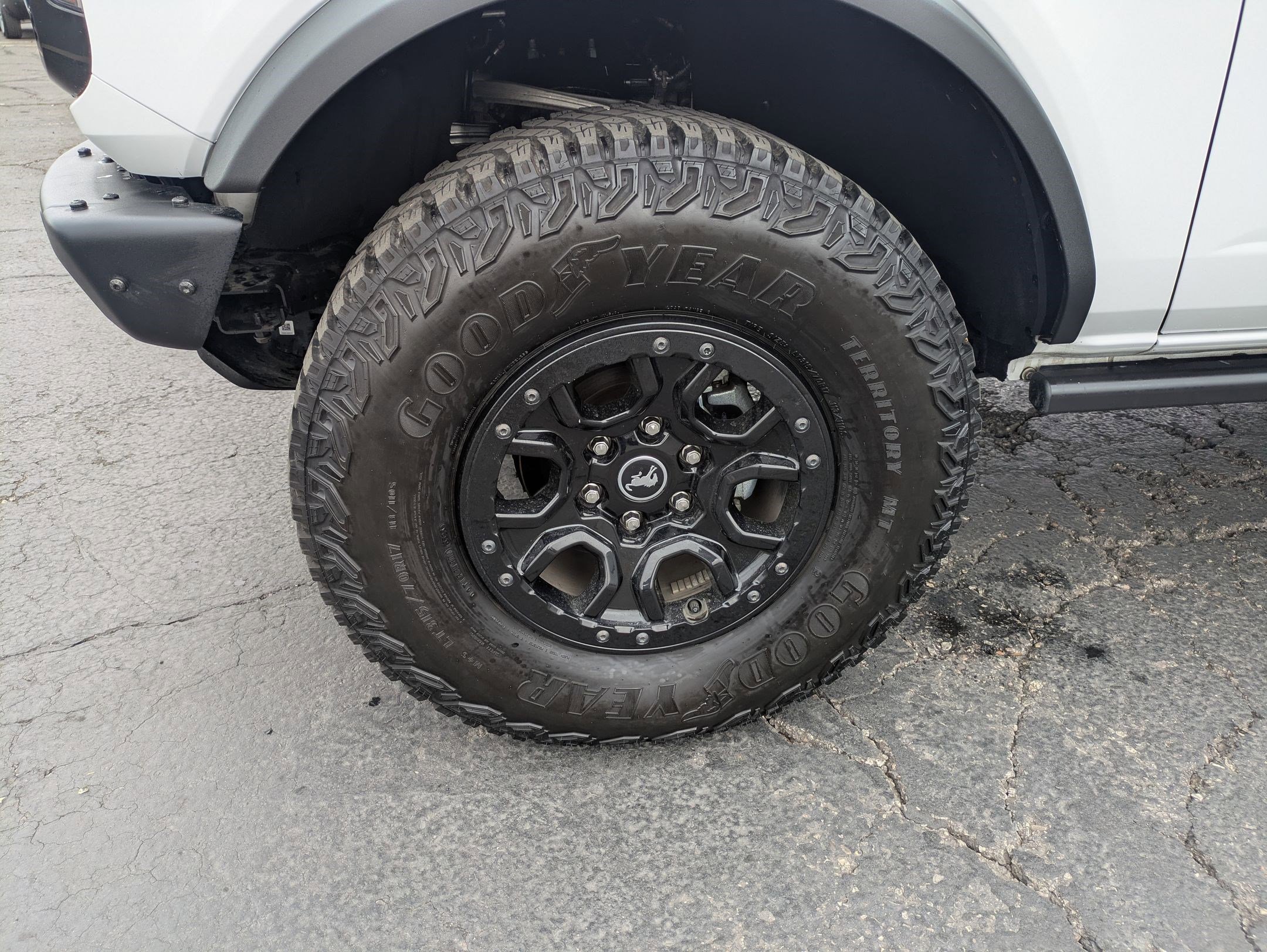 Used 2023 Ford Bronco Wildtrak image 11