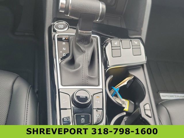Used 2025 Kia Sportage EX image 16