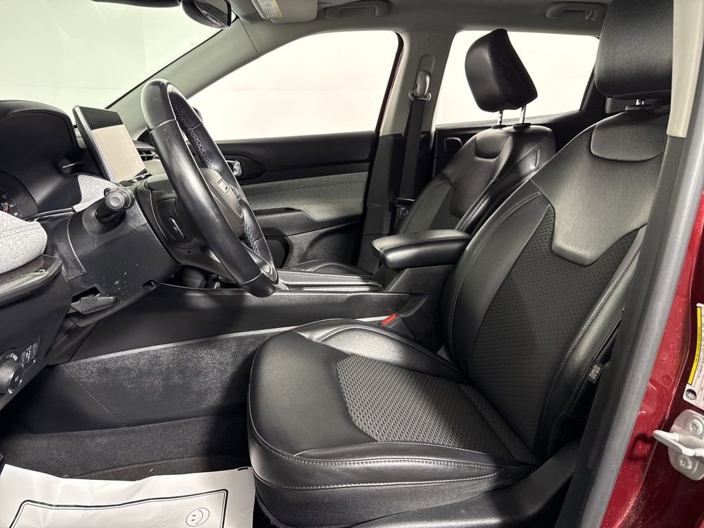 Used 2022 Jeep Compass Latitude w/ Sun and Sound Group image 15