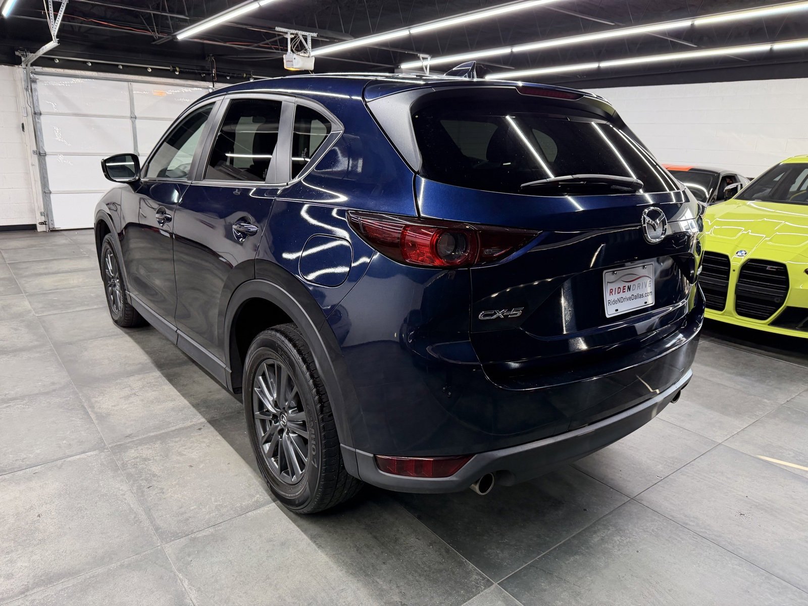 Used 2019 MAZDA CX-5 Touring image 4