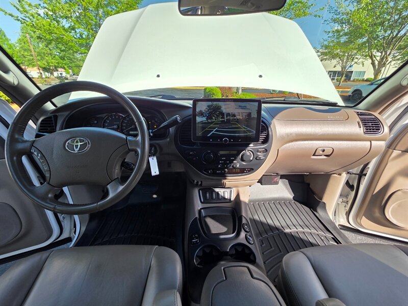 Used 2005 Toyota Sequoia SR5 AWD/4WD image 19