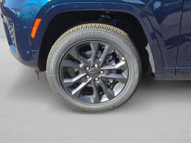 New 2026 Jeep Grand Cherokee Limited AWD/4WD image 10