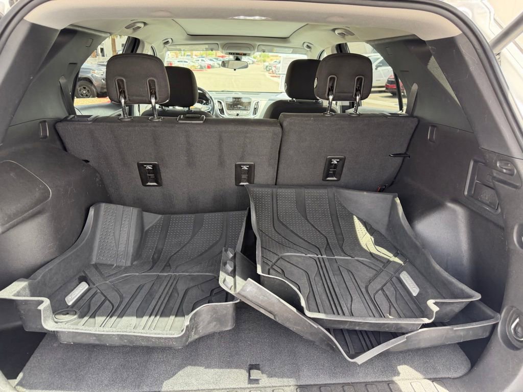 Used 2018 Chevrolet Equinox LT w/ Sun & Infotainment Package FWD image 19