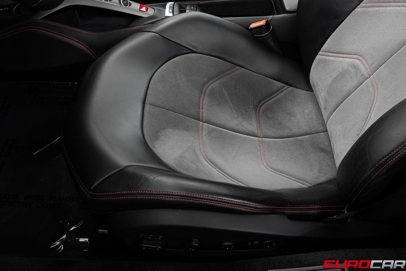 Used 2019 Ferrari 488 Spider RWD image 46
