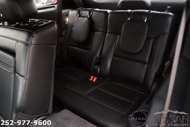 Used 2023 Ford Explorer Limited image 15