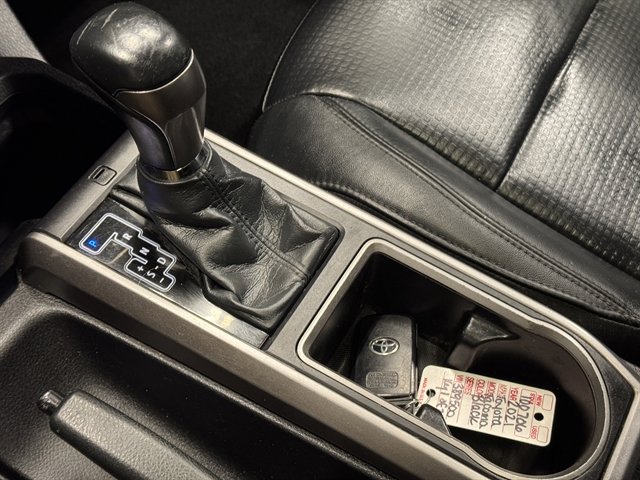 Used 2021 Toyota Tacoma Limited w/ Nightshade Package AWD/4WD image 26