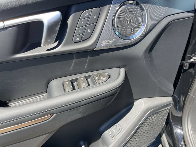 New 2026 Buick Enclave Avenir w/ Super Cruise Package AWD/4WD image 13