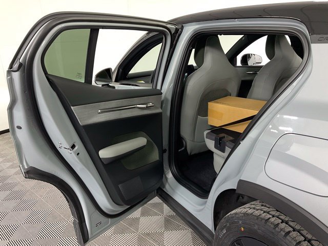 New 2026 Volvo EX30 Cross Country Ultra w/ Protection Package Premier AWD/4WD image 30