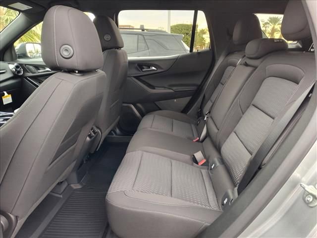 New 2026 Chevrolet Equinox LT w/ Midnight Edition image 7