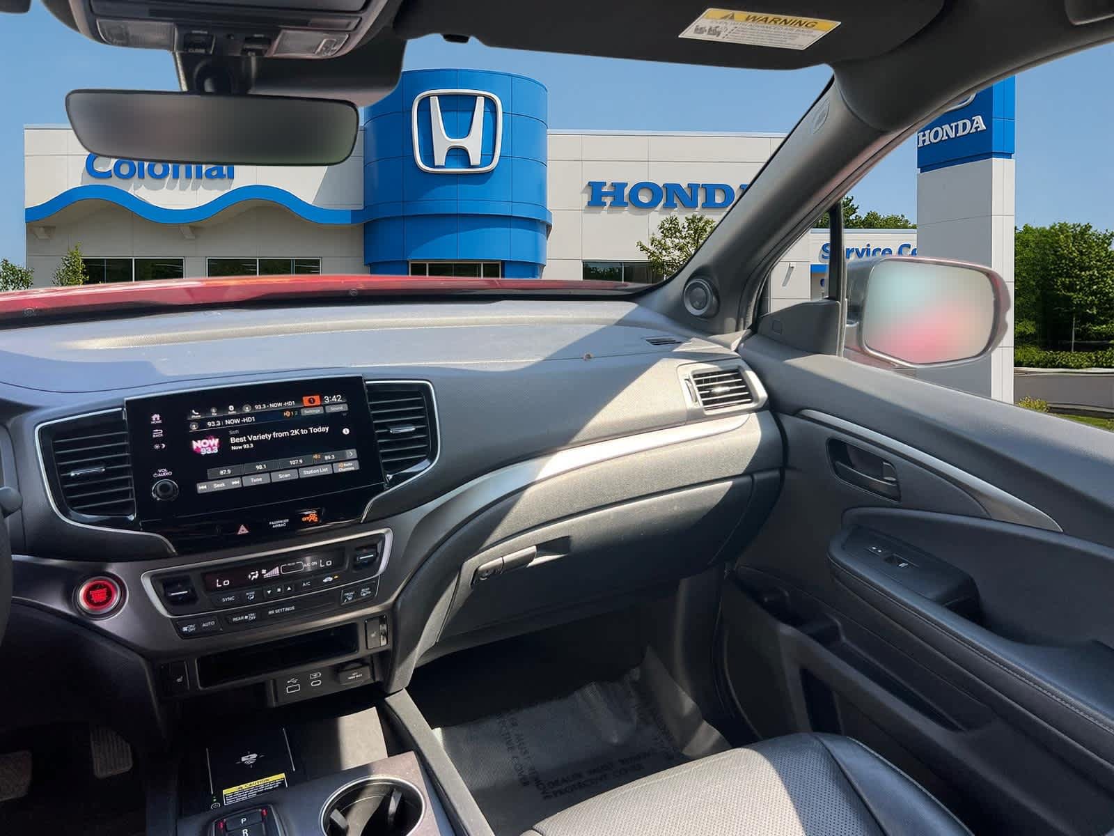 Used 2025 Honda Passport EX-L image 33