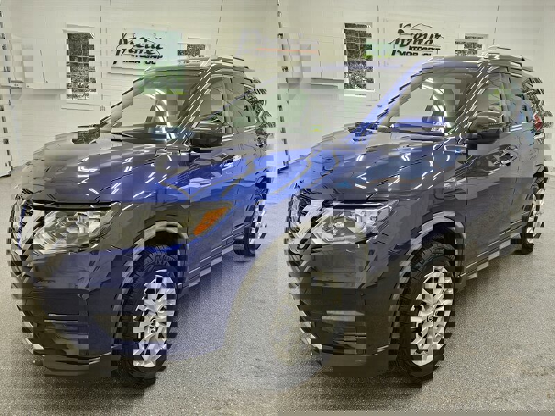 Used 2020 Nissan Rogue SV