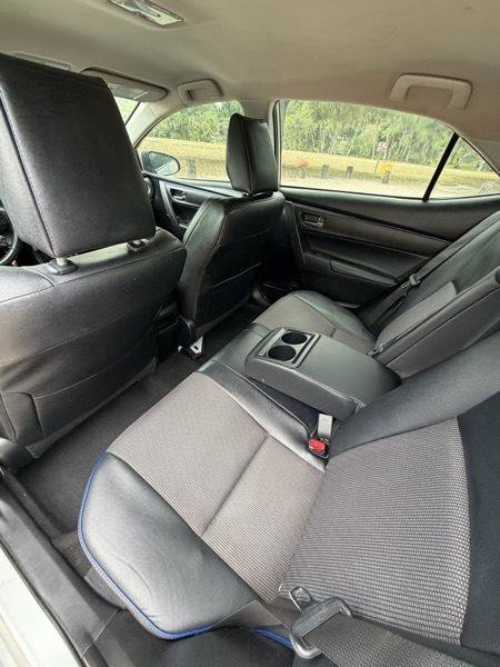Used 2018 Toyota Corolla SE FWD image 10