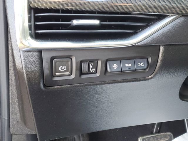 Certified 2023 Cadillac XT4 Sport image 9