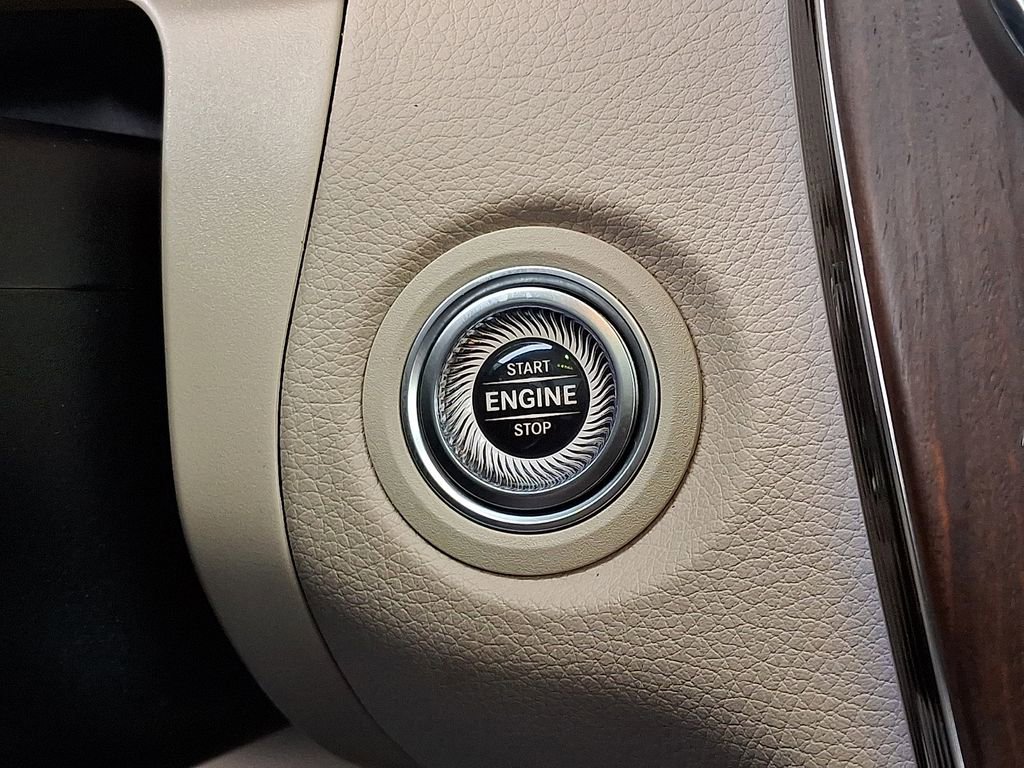 Used 2022 Mercedes-Benz GLC 300 GLC 300 image 24