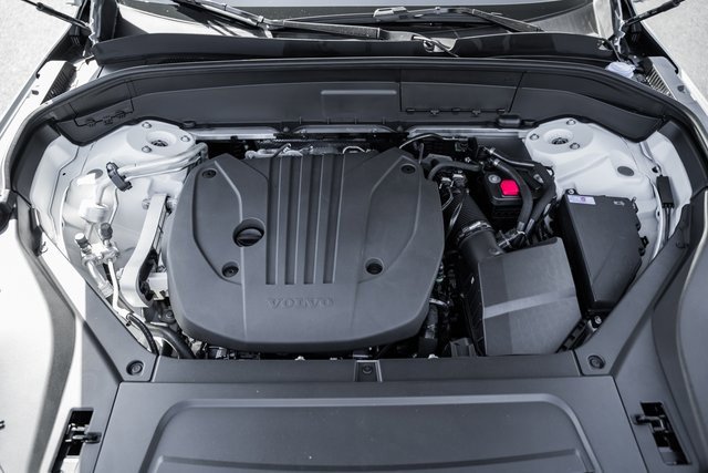 New 2026 Volvo XC90 B5 Plus image 18