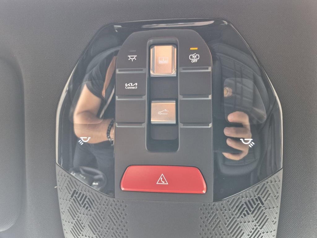New 2026 Kia EV9 Land w/ Nightfall Edition Package image 24