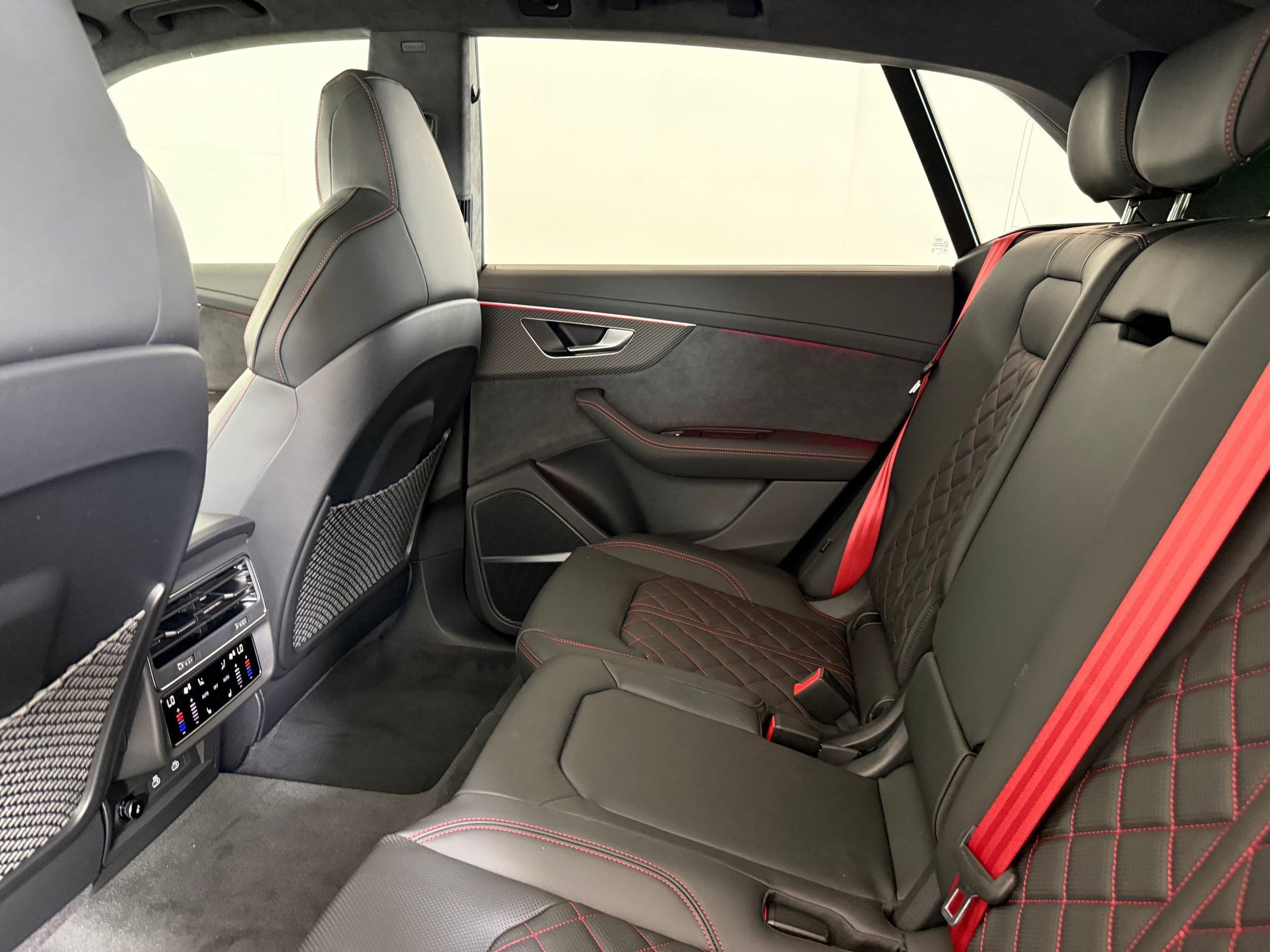 New 2026 Audi SQ8 Prestige image 22