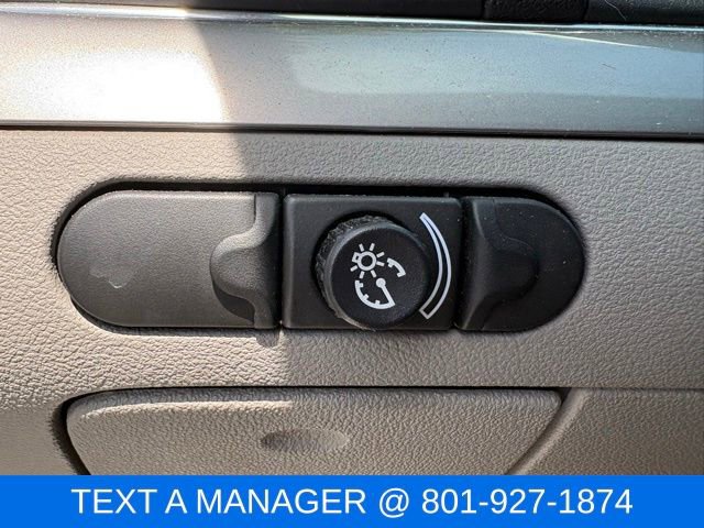 Used 2009 Saturn Aura XR FWD image 15