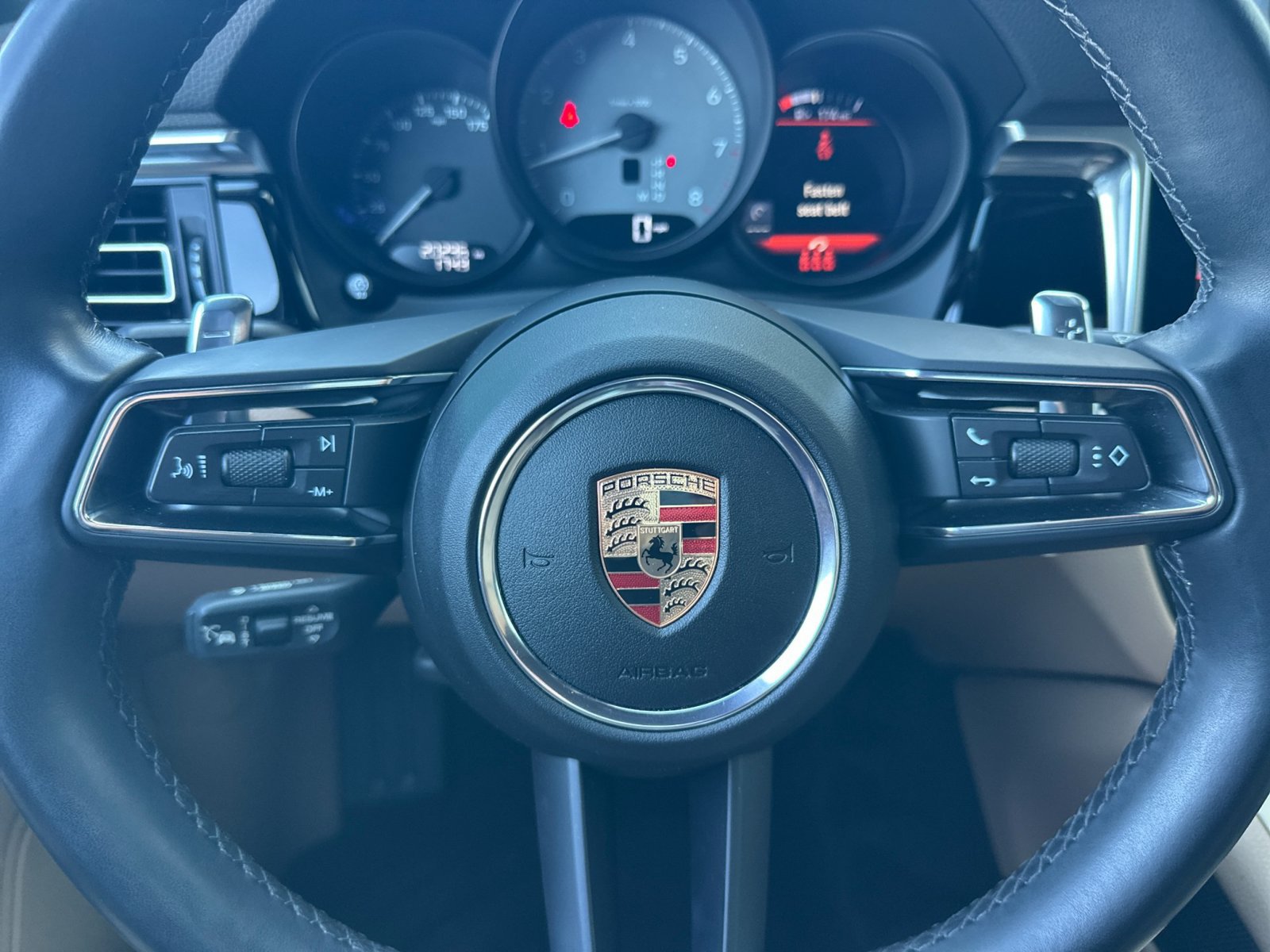 Certified 2024 Porsche Macan S AWD/4WD image 13